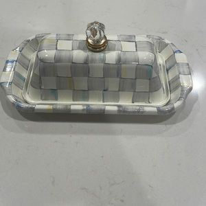 MacKeNZiE CHiLDS butter dish